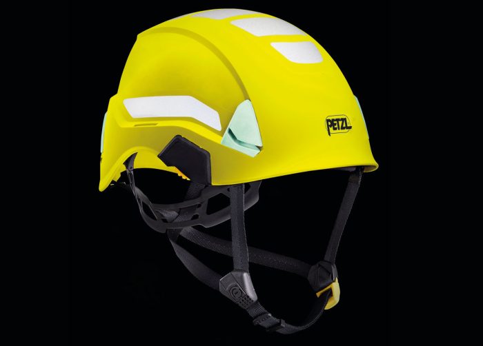 A020CA-STRATO-DUAL-HI-VIZ-focus-1_LowRes-700x502